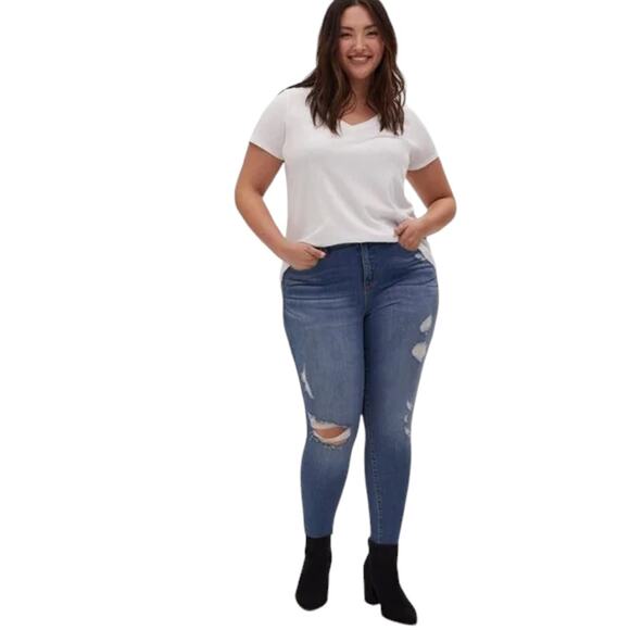 Torrid Sky High Skinny Distressed Premium Stretch High Rise Jeans Size 16R - Picture 1 of 7